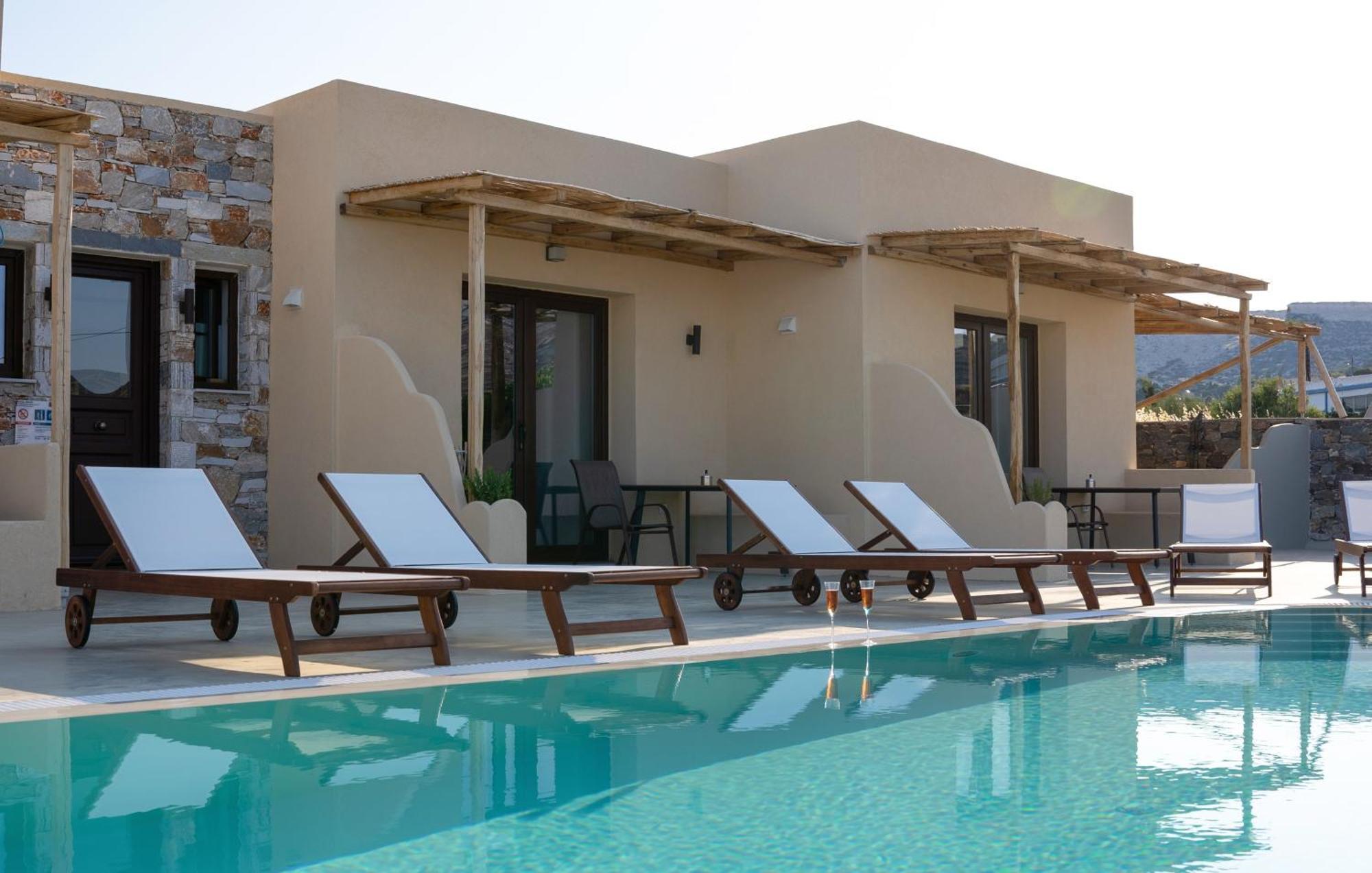 Dipolis Luxury Apartments Syros Episkopion  Eksteriør billede